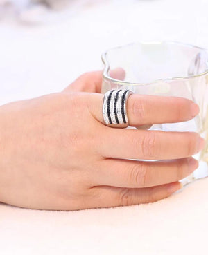 Crystal Finger Ring for Women Stainless Steel with Austrian Crystal