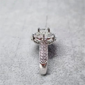 Flower Shape Bridal Wedding Engagement Ring Plated Bijoux CC721