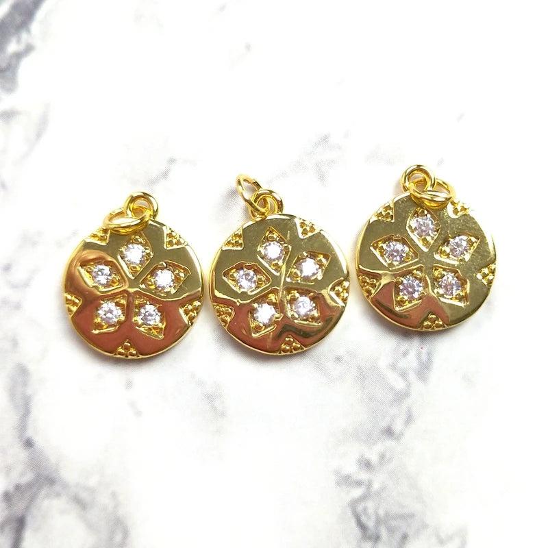Star Pattern Round Pendant Jewelry with High Micro Pave CZ for Women