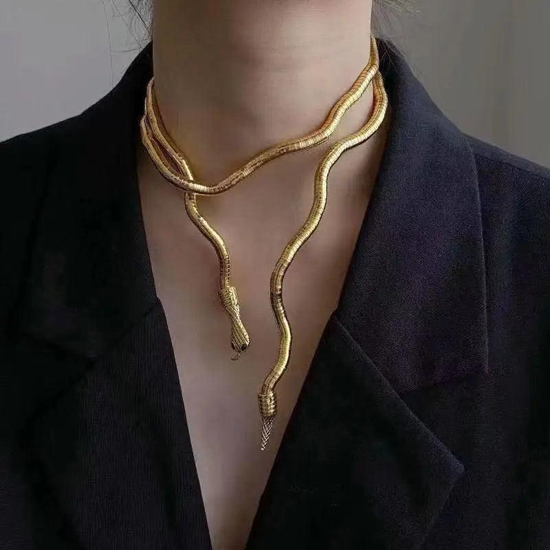 Micro-inlaid Cubic Zircon Snake Snakelike Collar Necklace