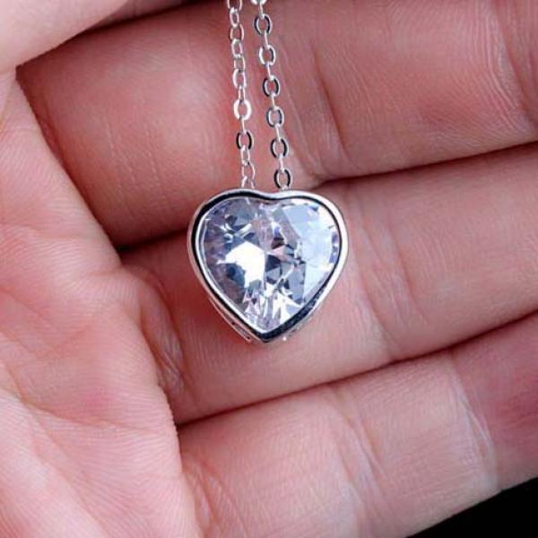 Romantic Zircon Pendant Necklace for Love