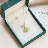 Vintage Hetian Jade Pendant 18K Chain Necklace Sapphire Choker