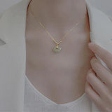 Vintage Hetian Jade Pendant 18K Chain Necklace Sapphire Choker
