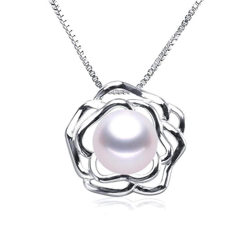 Natural Freshwater Pearl Flower Pendant Necklace