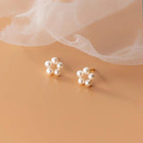 MloveAcc 925 Sterling Silver Round Pearl Stud Earrings Romantic Gift
