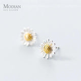 Sterling Silver Daisy Flower Stud Earrings for Women