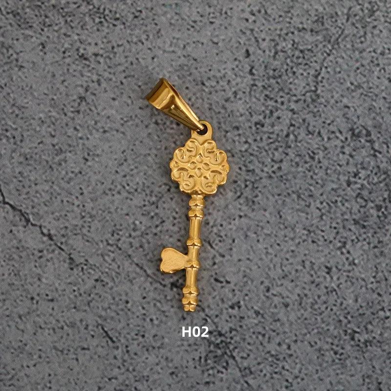 Vintage Heart Key Charms Pendant Necklaces DIY Jewelry Accessories