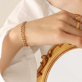 Women's Cuban Chain Bracelet - Stylish and Elegant Jewelry for Women