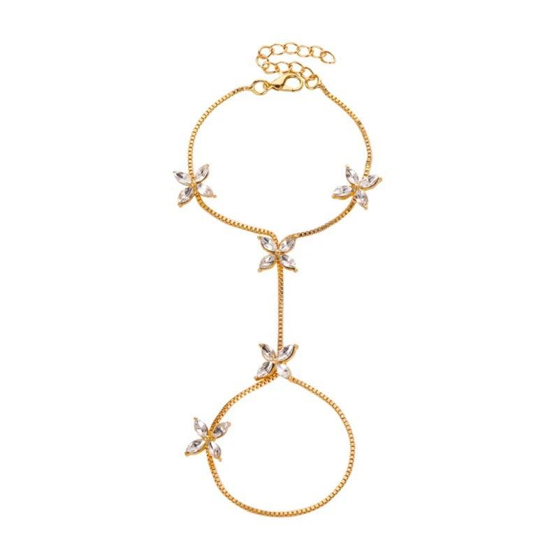 Delicate Horse Eye Zircon Finger Bracelet Sweet Four Leaf Flower Bracelet