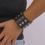 2023 Pink Studded Bracelet Goth Cuff Bracelet for Women