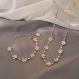 Sweet Daisy Flower Charms Bangle with Pearls