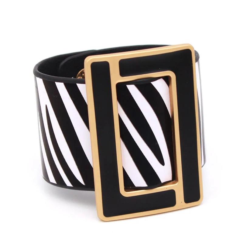 Brindle Wide Cuff Leather Bracelet for Women Geometric Metal