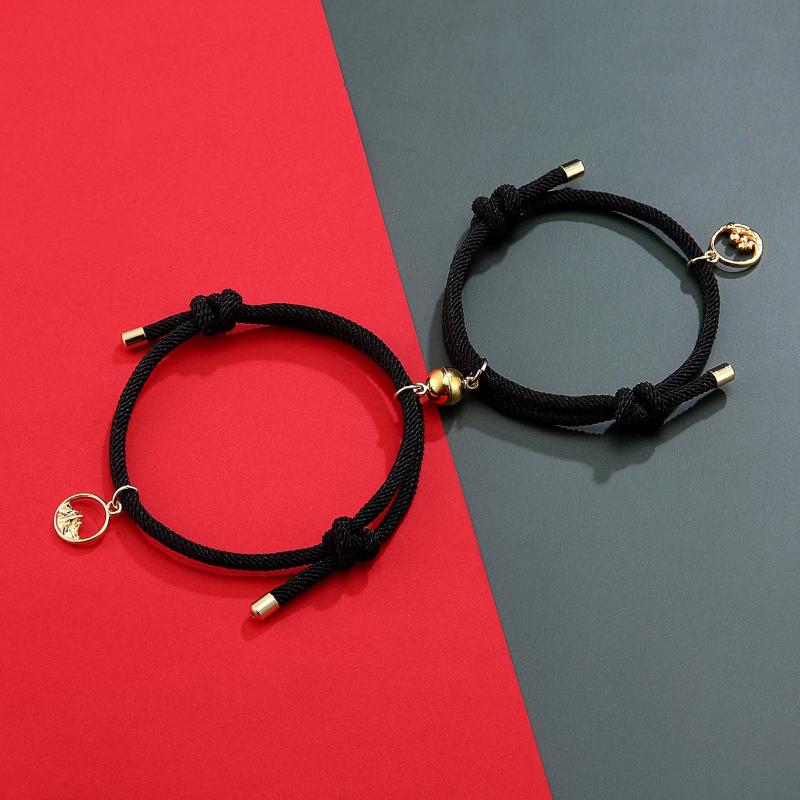 2pcs Magnet Attract Each Other Couple Bracelet Charm Jewelry Gift