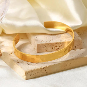Uworld 18k Plated Stainless Steel Wide Opening Bracelet