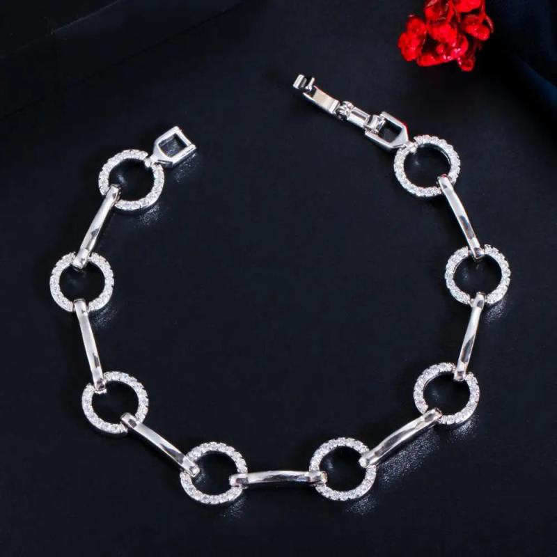 CWWZircons CZ 585 Round Link Chain Bracelet for Women