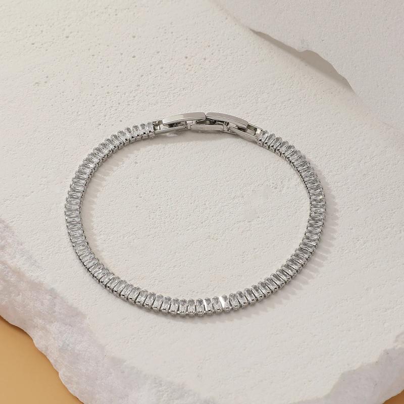 Clear Zircon Sqaure Bracelet for Women