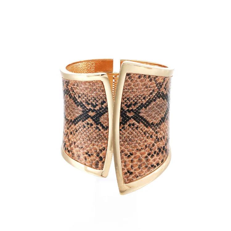 Wide Snake Grain Pattern Alloy Bracelet Exaggeration Club Joker Women Bracelet