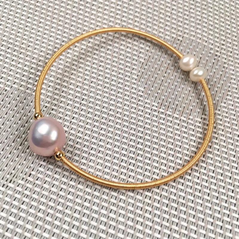 Natural Pearl Bracelet Alloy Winding Three Pearls Bangles