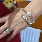 Romantic Love Hug Carved Hand Bracelet Creative Love Forever Adjustable