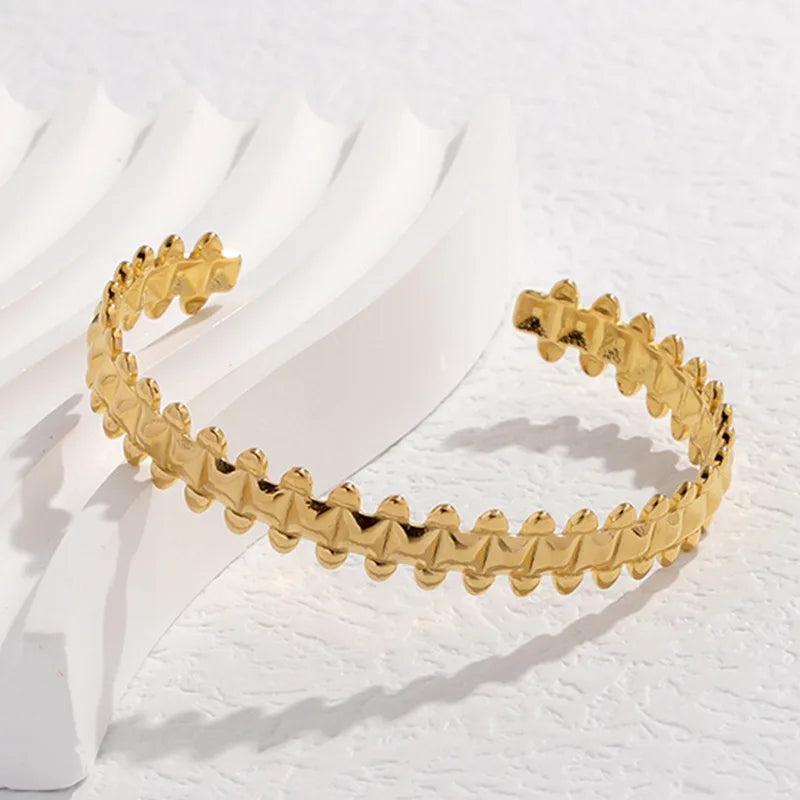 316L Stainless Steel Irregular Cuff Bracelet for Women - Non-fading Jewelry