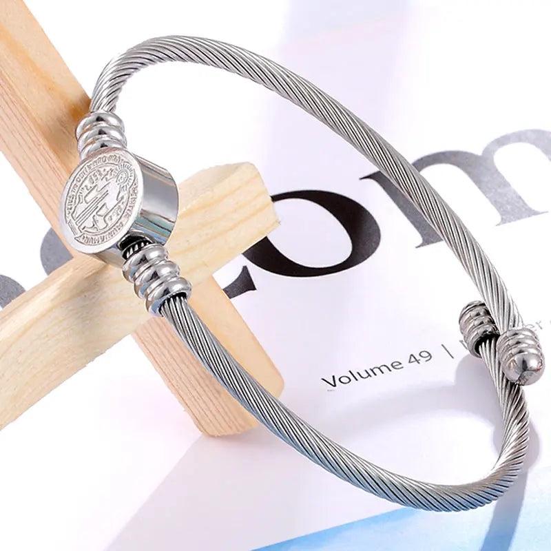 Stainless Steel Adjustable Bangle Twisted Cable Wire Bracelet for Women