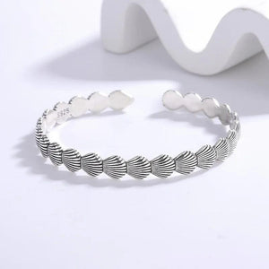 Shell Bangle Silver Plated Opening Bracelet TYB227