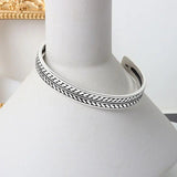 Vintage Leaves Pattern Adjustable Bracelet for Women