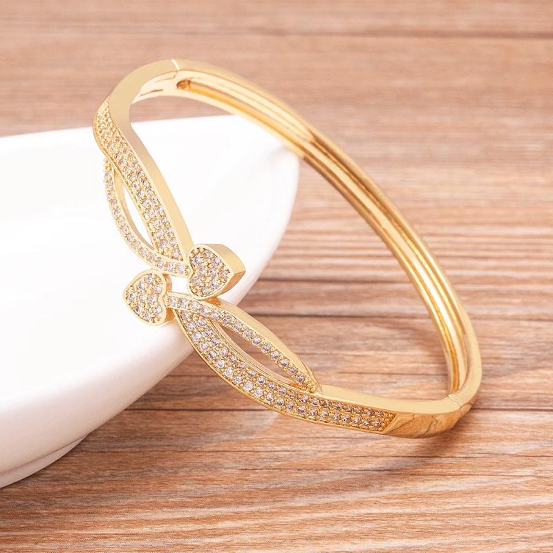 Gold-plated Double Heart Women Bracelet Cuff Bangle