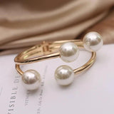 Retro Exaggerated Pearl Bracelet - Stylish Party Jewelry Gift