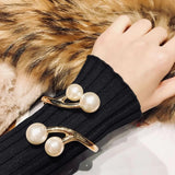 Kpop Big Baroque Pearl Open Bangles for Women Sriping Clasp Bracelets