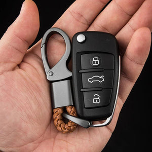 High-Grade Woven Leather Car Keychain with Rotating Horseshoe Buckle