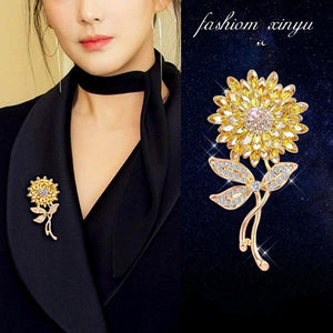 Crystal Rhinestone Big Daisy Flower Brooch for Women Coat or Wedding Bouquet