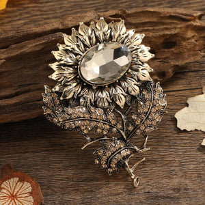 Big Crystal Sunflower Brooch Jewelry Women Banquet Clothes Pin