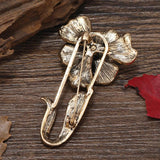 Crystal Flower Pin Brooch for Women Rhinestone Vintage Girls Banq