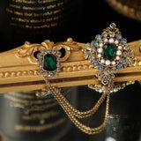 Baroque British Style Rhinestone Brooch Emerald Tassel Chain Pearl Collar Pin