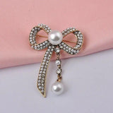 Elegant Bow Pin for Coat - Fashionable and Stylish Decorative Brooch