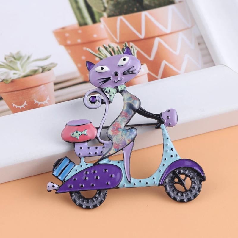 Hot Cat Women Brooches Enamel Cartoon Motorcycle Brooch Pin