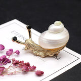 Vintage Snail Shape Metal Brooches Alloy Pins for Alloy Dress Coat