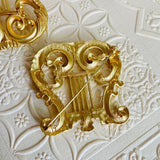 Classical Elegance Harp Brooch, Matte Alloy Plated Corsage