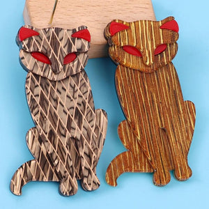 Red Eyes Cat Acrylic Brooch Pin for Women's Clothing