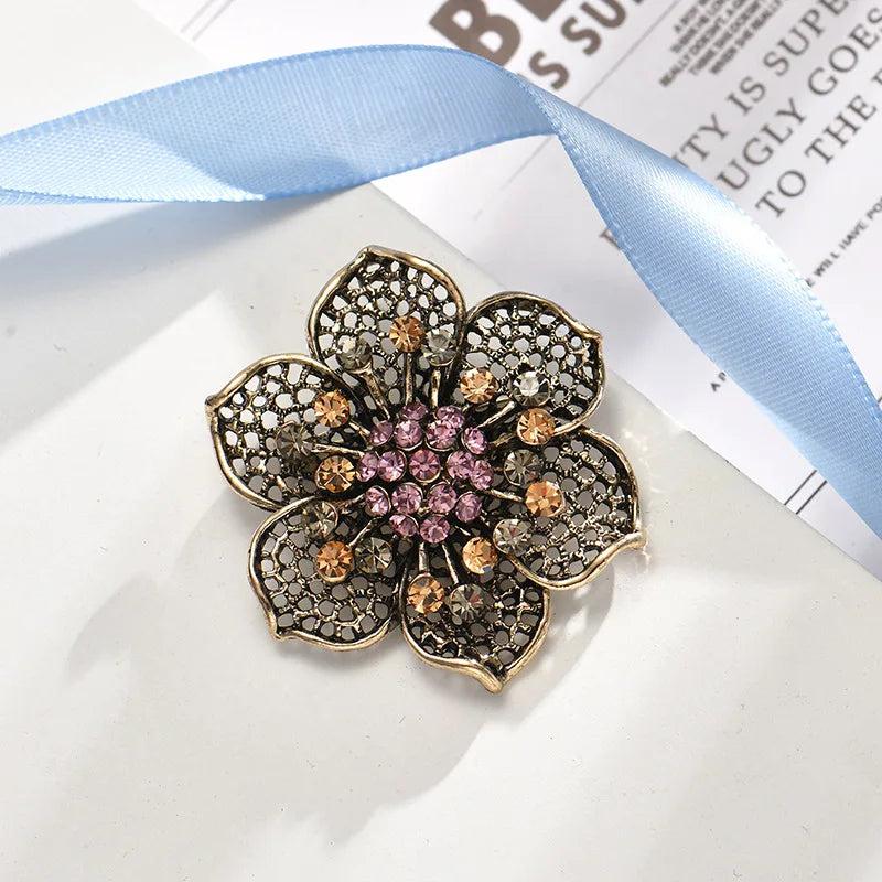 Alloy Rhinestone Brooch Vintage Pearl Flower Brooch