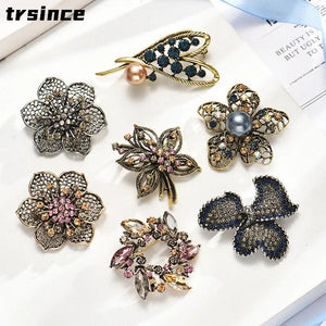 Alloy Rhinestone Brooch Vintage Pearl Flower Brooch