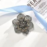Alloy Rhinestone Brooch Vintage Pearl Flower Brooch