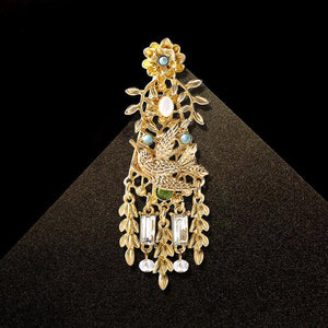 Vintage Court Tassel Pearls Brooch Pins for Women