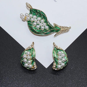 Green Leaf Brooch with Pearl, Traditional Alloy Brooch for Wedding and Banquet