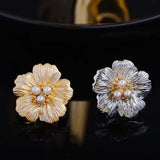 Pearl Flower Small Collar Pin Brooch