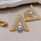Letter V Pearl Brooch Zircon Pin Women Lapel Pin Men Cuff Jewellery