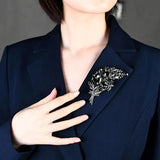 Flower Brooch Female Pin Jewelry Corsage Autumn Winter Pearl Collar Pin