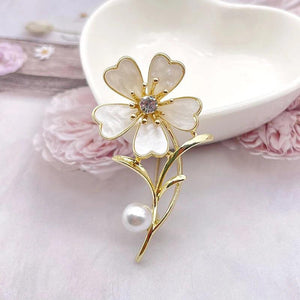 Baroque Leaf Brooch Pearl Rhinestone Lapel Pin Wedding Gift
