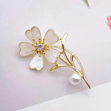Baroque Leaf Brooch Pearl Rhinestone Lapel Pin Wedding Gift